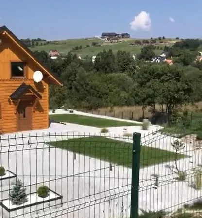 Domek alpejski Dom Przy Lesie *